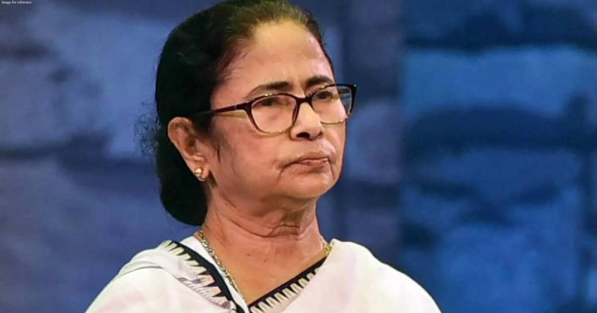 Man held for trying to enter Mamata's home with arms in car